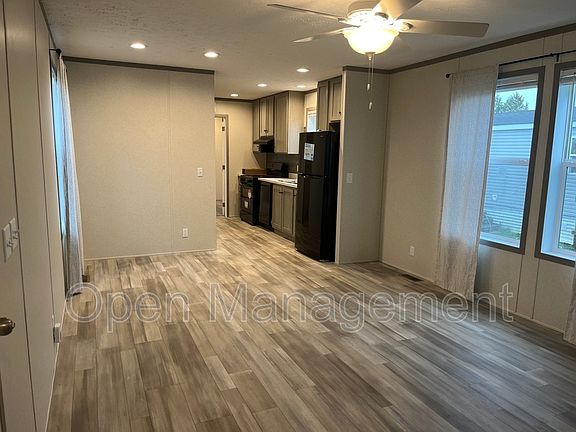 4th image of 4015 Tower Ave Lot 307
