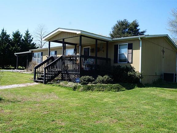 3rd image of 102 Morris Ln