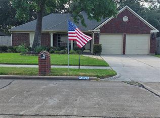 3909 Regency Dr, Deer Park, TX 77536