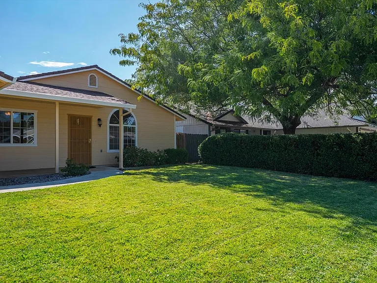 2863 Sandstone Dr — Photo 46