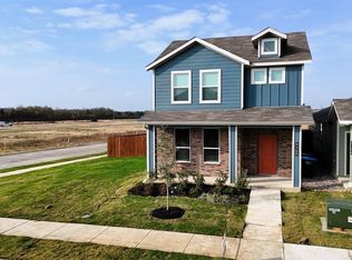 9360 Pear Butte Dr, Fort Worth, TX 76102