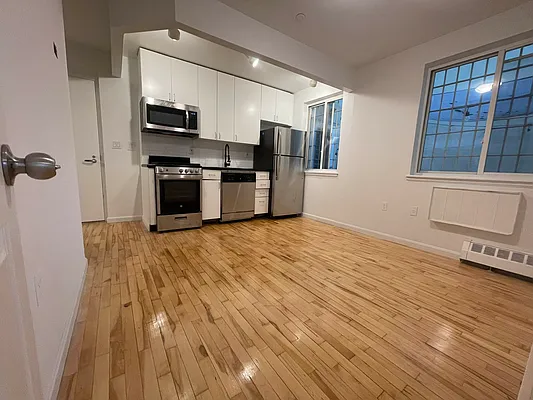 Rented by The Downtown LLC | media 21