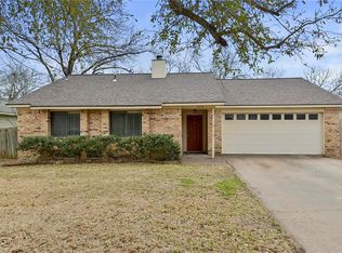2213 Lobo Dr, Bryan, TX 77807