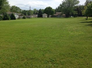 3789 Lakeview Dr, Manito, IL 61546