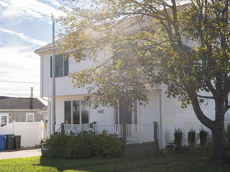 17 Gunning Ct — Photo 36