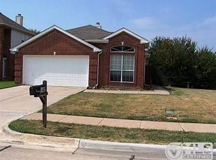 942 Azalia Dr, Lewisville, TX 75067
