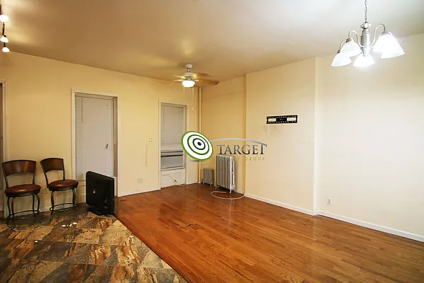 Rented by Target Realty Group | media 7