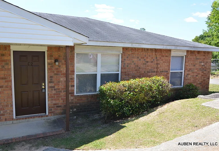2311 Walden Dr #C2 — Photo 2