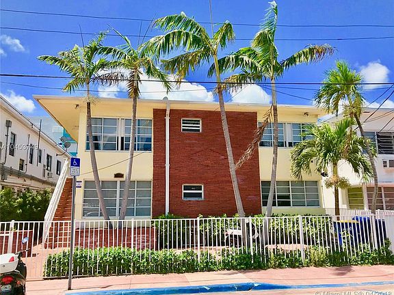 2nd image of 6944 Byron Ave APT 3