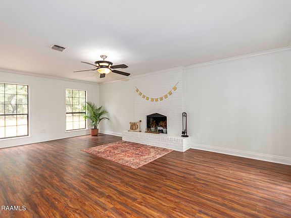 4th image of 308 Burdin Rd
