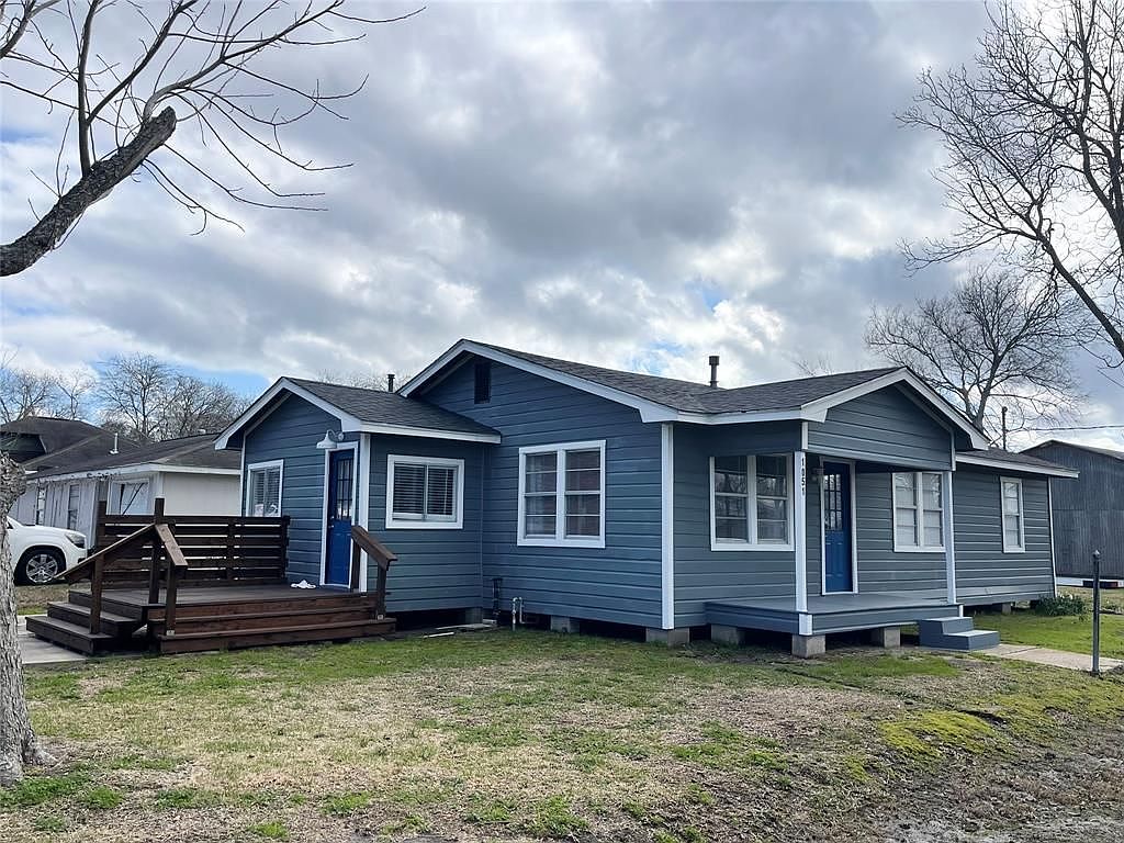 1051 Avenue A, Bacliff, TX 77518 Zillow