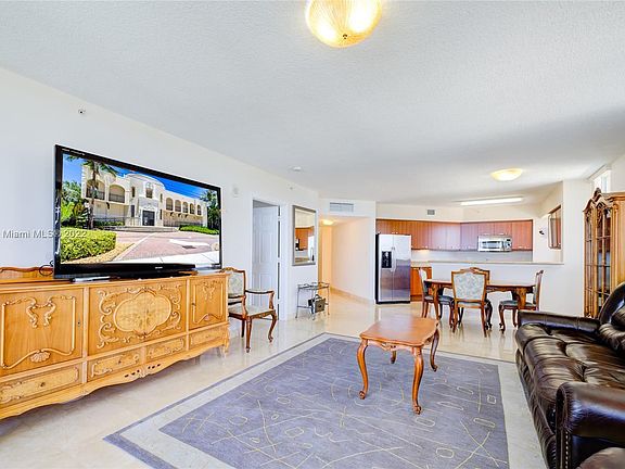 3rd image of 2011 N Ocean Blvd APT 1405