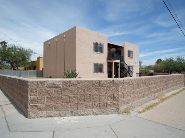 2464 N Balboa Ave