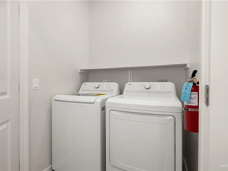 2501 Hilltop Ave #1 — Photo 9