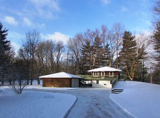 5990 Schustrich Rd, Mantua, OH 44255