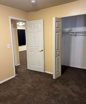 5th image of 1018 Park Ave #2
