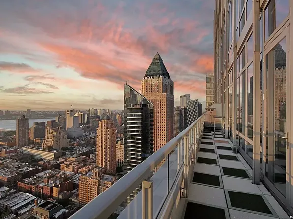 247 West 46th Street image 8 of 25