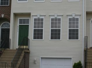 6233 Frosty Winter Ct, Centreville, VA 20120