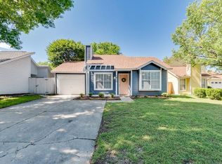 1615 Colonnade Dr, Arlington, TX 76018