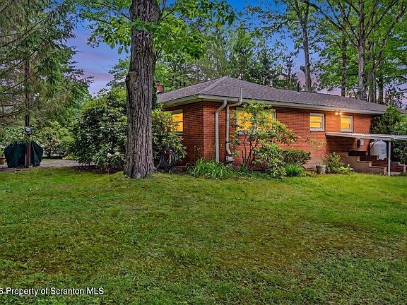 4th image of 27 Indian Spring Rd