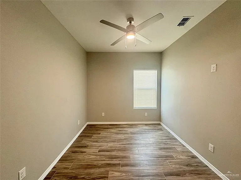 4101 Walnut Ave #3 — Photo 4