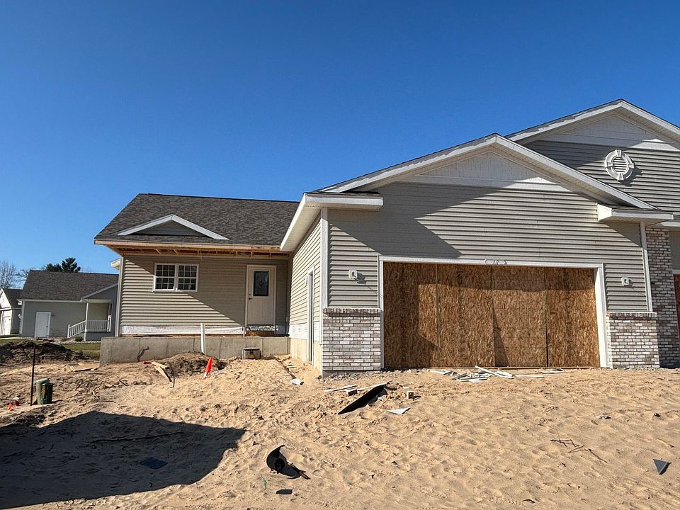 1st image of 1517 E Addison Way