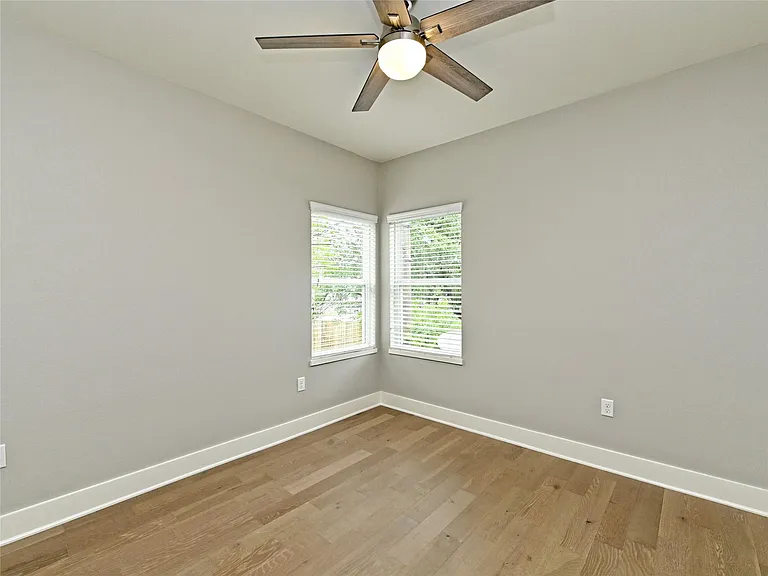 8518 Fathom Cir #114 — Photo 23