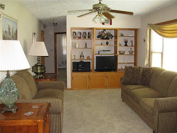 2nd image of 2804 Ave E