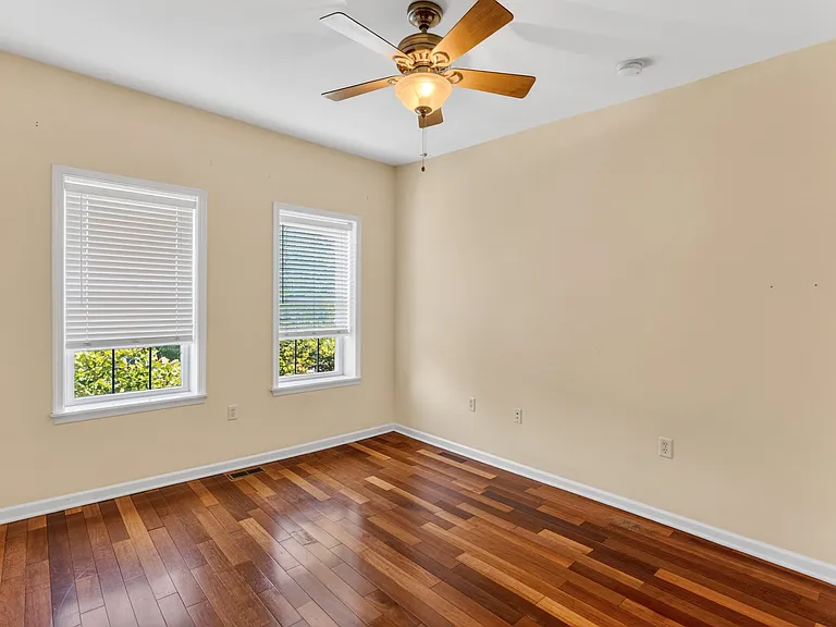803 E Fort Ave — Photo 9