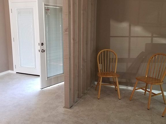 2nd image of 1308 Colony Creek Dr #B