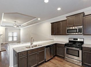 48 Cypress Point Dr SW, Huntsville, AL 35824