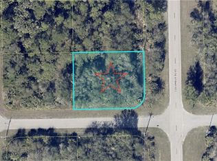136 Columbus Blvd S, Lehigh Acres, FL 33974