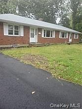 1st image of 349 S Middletown Rd