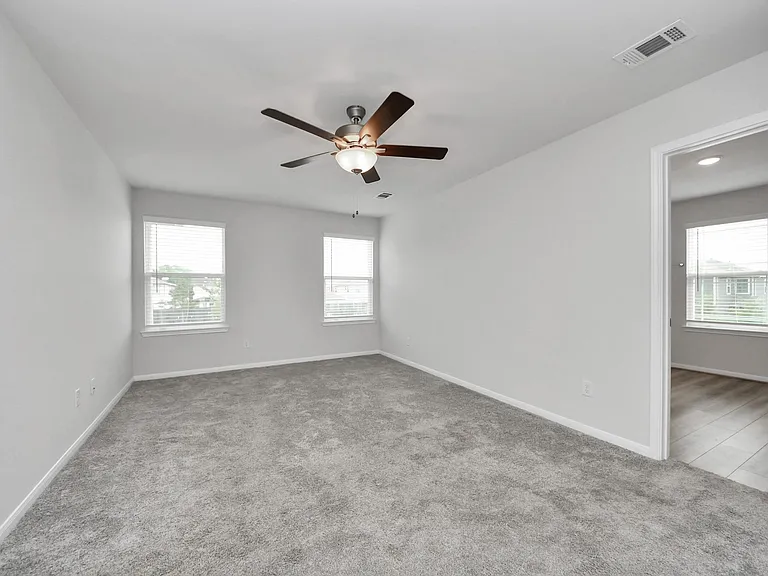 7027 Cedar Breeze Ct — Photo 11