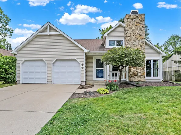 9205 Fireside Dr, Indianapolis, IN 46250