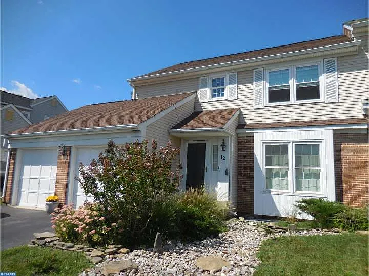 12 Green Meadow Ct photo 1
