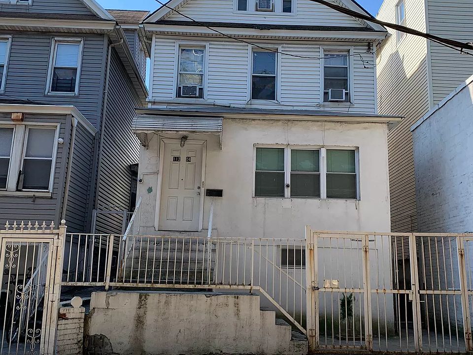 1st image of 112-04 Roosevelt Ave