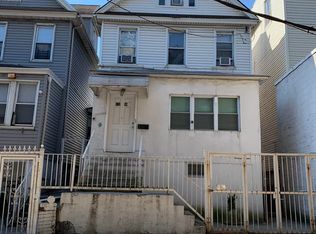 112-04 Roosevelt Ave, Corona, NY 11368