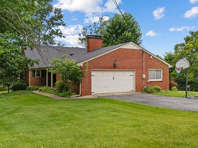 373 Bonta Dr — Photo 32
