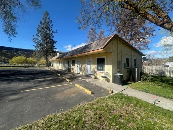 616 Mill St #9, Maupin, OR 97037