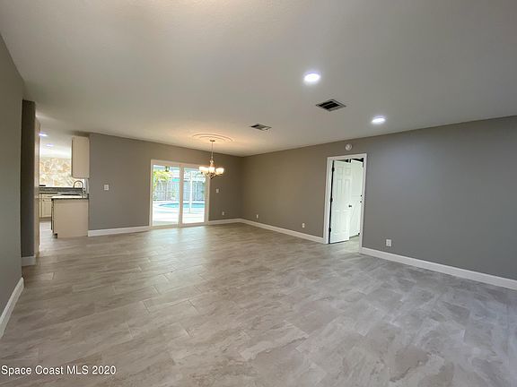 2nd image of 470 Trinidad Dr