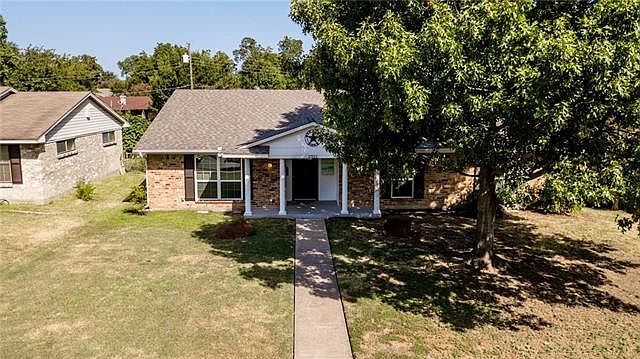 1st image of 2321 Northview Dr