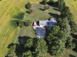 7960 N State Route 159, Moro, IL 62067