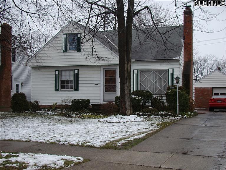 1st image of 1736 Longwood Dr