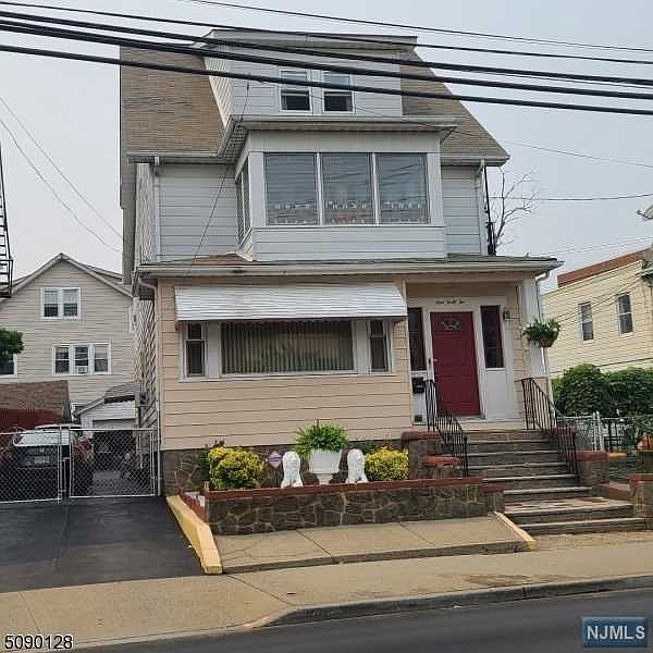 142 Grove St Bloomfield NJ Zillow