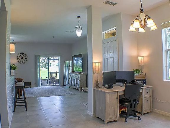 4th image of 2341 Betsy Ross Ln Unit 19-C