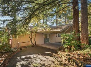 2230 Emmett Dr NW, Salem, OR 97304