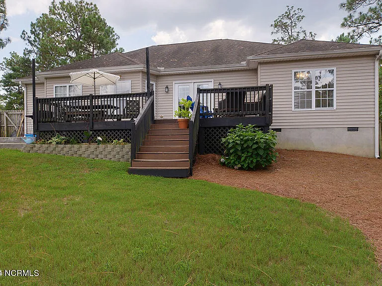 35 Bedford Cir — Photo 27