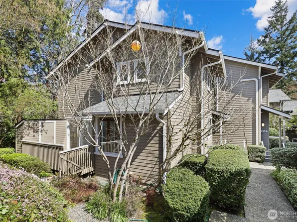 1230 101st Place NE #1230, Bellevue, WA 98004