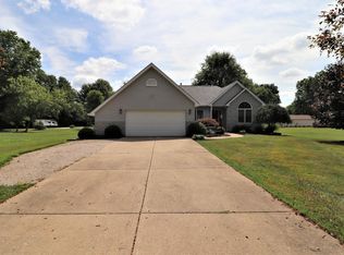 3638 Lewis Rd, Amelia, OH 45102